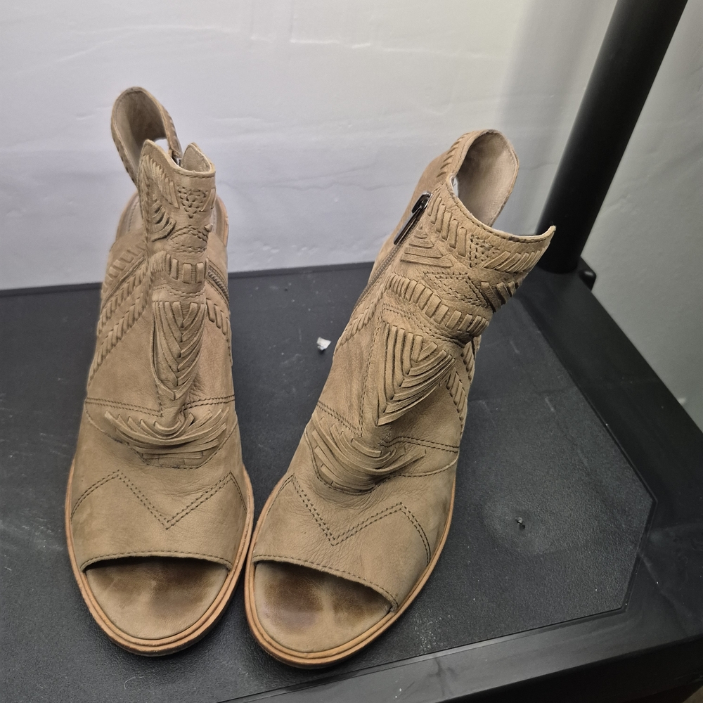 Vince Camuto Tan Peep-Toe Ankle Boots‎